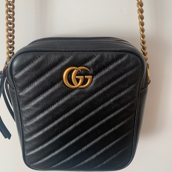 Gucci Handbags - Gucci Matassè Tall Crossbody Bag Black w/ Chain